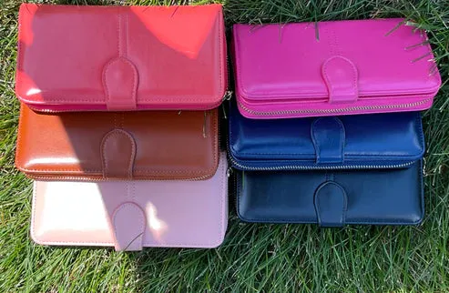 Chic Wristlet Wallet || Navy