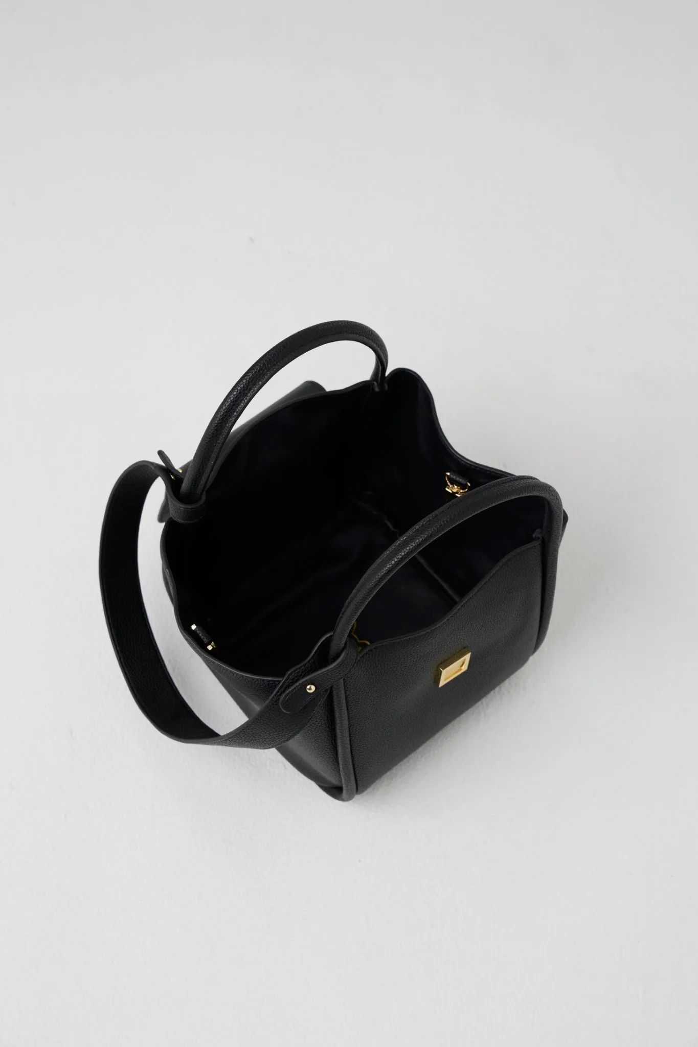 DESTINY PU BUTTER