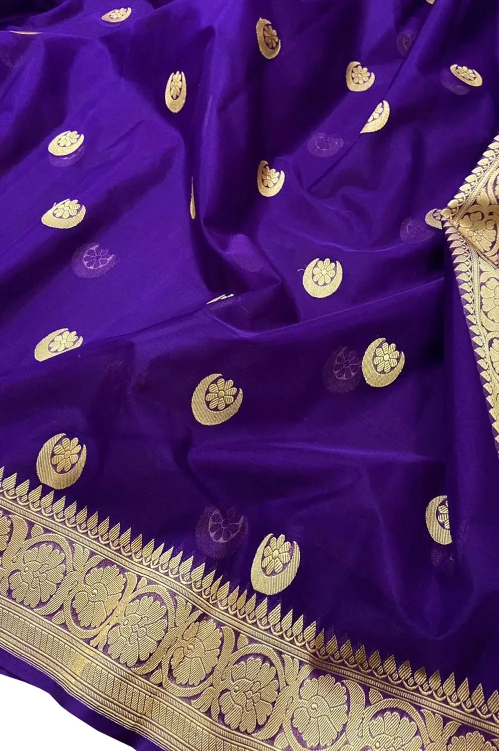Exquisite Purple Banarasi Handloom Dupatta