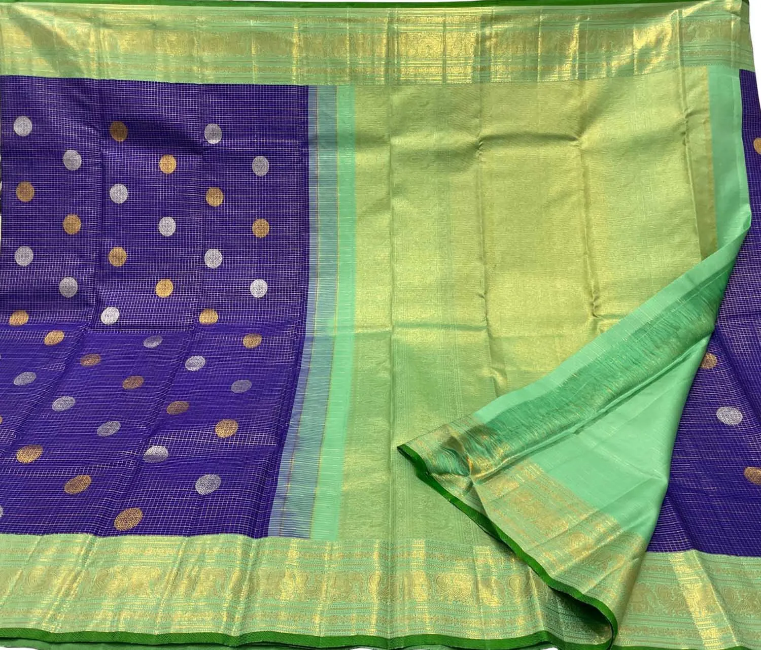 Regal Purple Silk Saree - Handwoven Elegance