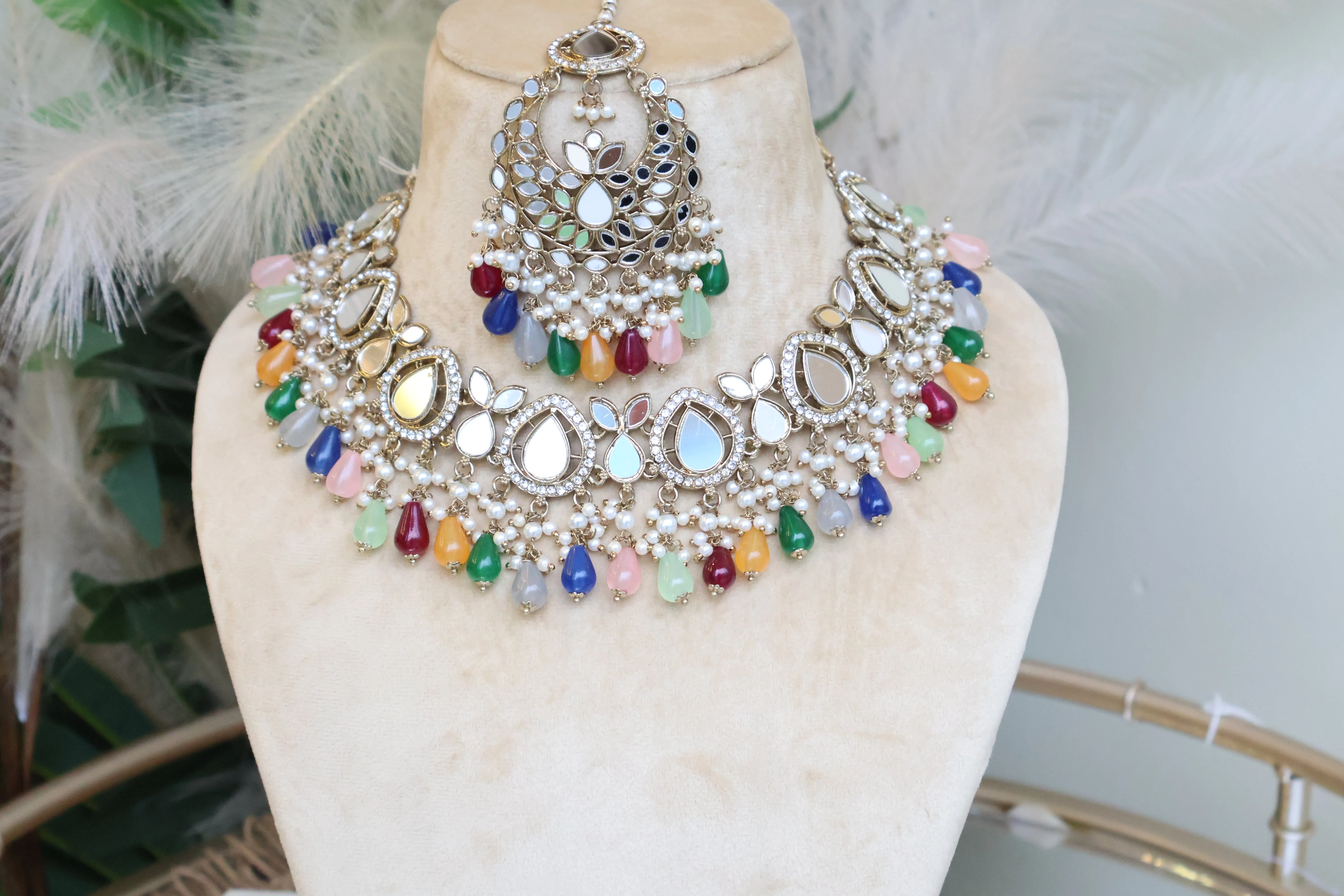 Surbhi Mirrored Necklace