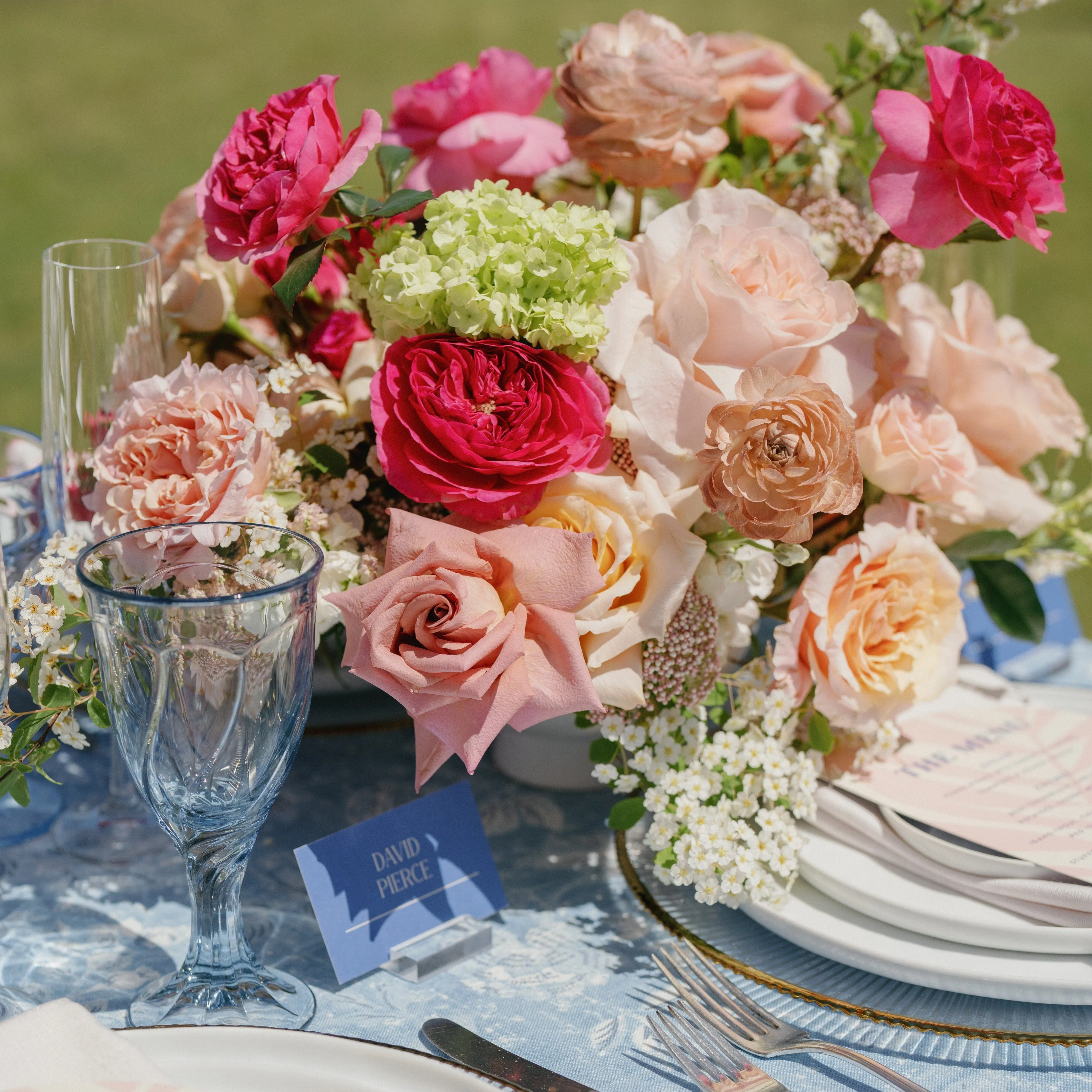 Trendy Pinks and Neutrals Country Club Styled Shoot